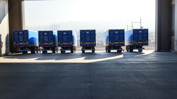 Top 5 camions 10 m³ pour réussir un déménagement économique